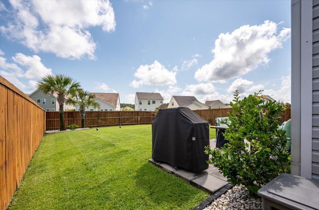 209 Daniels Creek Circle, Goose Creek, SC 29445