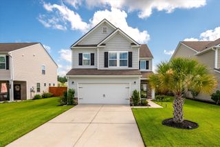 209 Daniels Creek Circle, Goose Creek, SC 29445