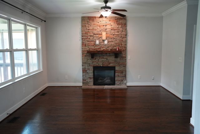 612 Nevins Pl, Nolensville, TN 37135