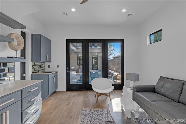 129 E 34th Street S, Tulsa, OK 74105