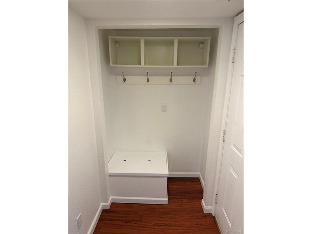 12364 W Nevada Pl 101, Lakewood, CO 80228