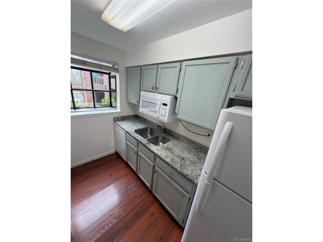 12364 W Nevada Pl 101, Lakewood, CO 80228