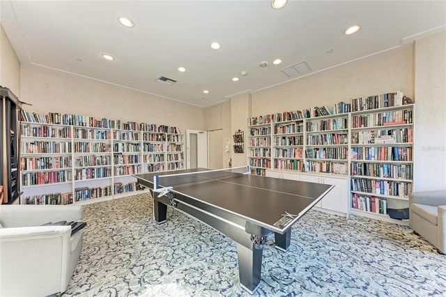 1212 BENJAMIN FRANKLIN DRIVE 208, Sarasota, FL 34236