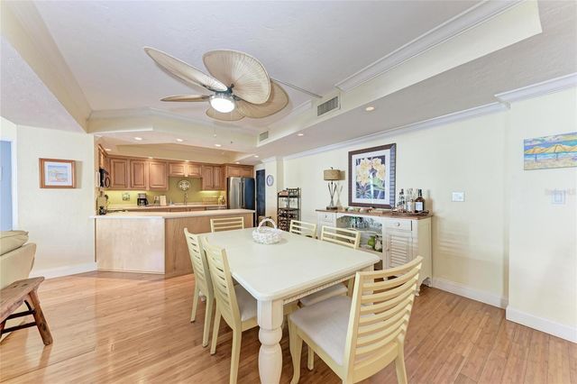 1212 BENJAMIN FRANKLIN DRIVE 208, Sarasota, FL 34236