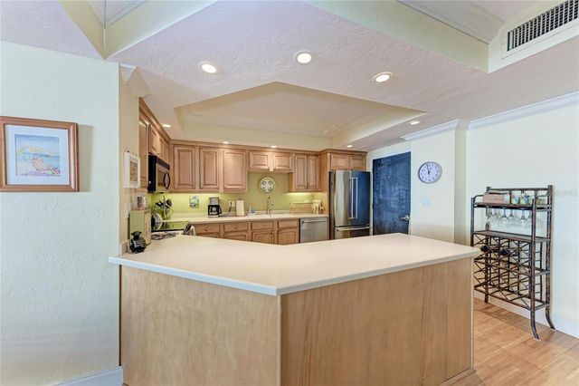 1212 BENJAMIN FRANKLIN DRIVE 208, Sarasota, FL 34236