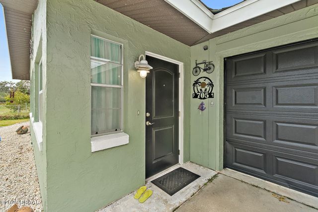 705 Wayne Avenue, New Smyrna Beach, FL 32168