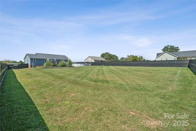 142 Alf Hoover Road, Lincolnton, NC 28092