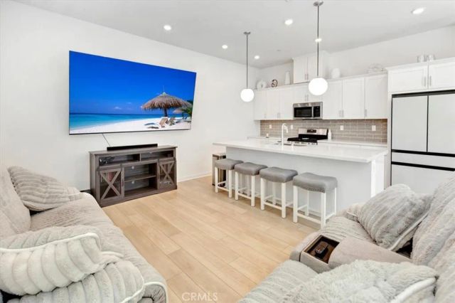 4547 S Grant Paseo, Ontario, CA 91762