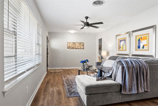 4017 Welch Avenue, Fort Worth, TX 76133