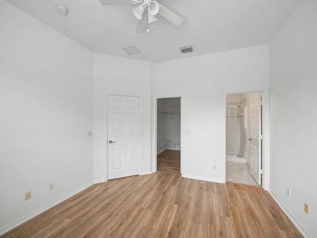 4910 Bonsai Circle 202, Palm Beach Gardens, FL 33418