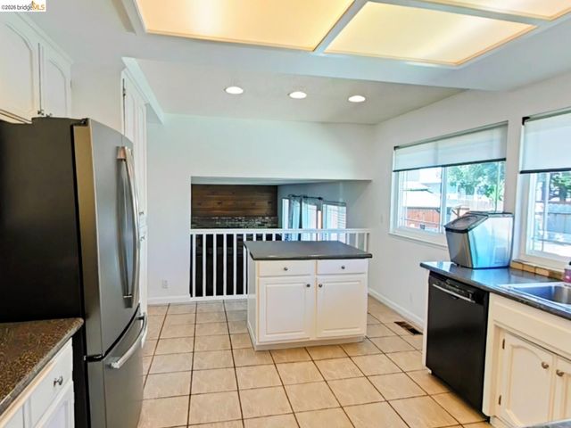 1612 Geyser Cir, Antioch, CA 94509
