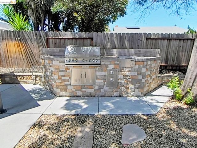 1612 Geyser Cir, Antioch, CA 94509