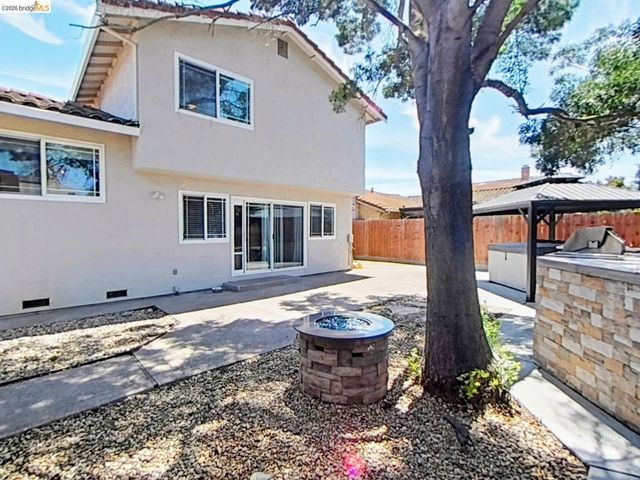 1612 Geyser Cir, Antioch, CA 94509