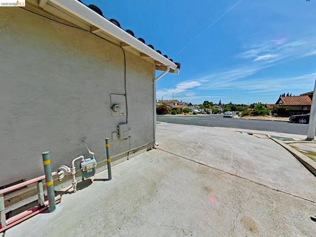 1612 Geyser Cir, Antioch, CA 94509