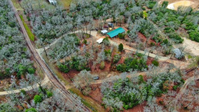 2328 Cr 301, Buffalo, TX 75831