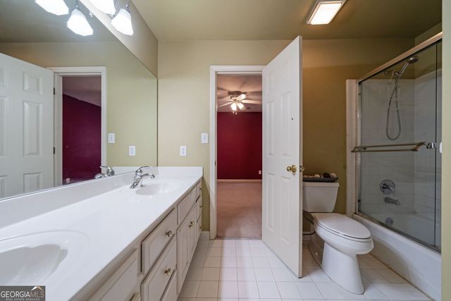 5044 Chapel Lake Circle, Douglasville, GA 30135