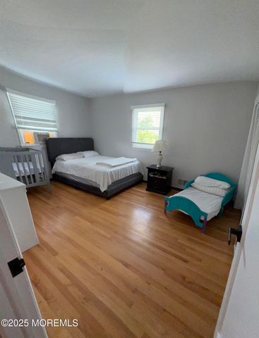 241 Cliftwood Road, Oakhurst, NJ 07755