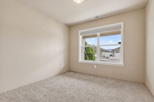 1922 Modena Lane, Medford, OR 97501