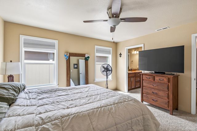 1922 Modena Lane, Medford, OR 97501