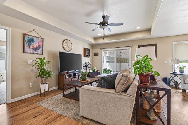 1922 Modena Lane, Medford, OR 97501