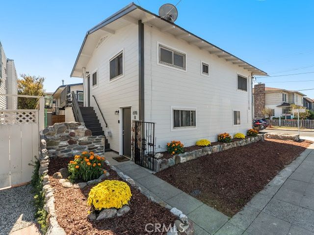 698 Masson, San Bruno, CA 94066