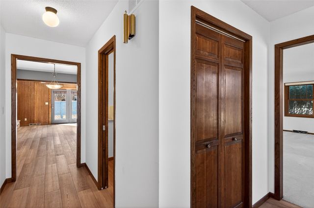 556 Mahaska Court, Iowa City, IA 52246