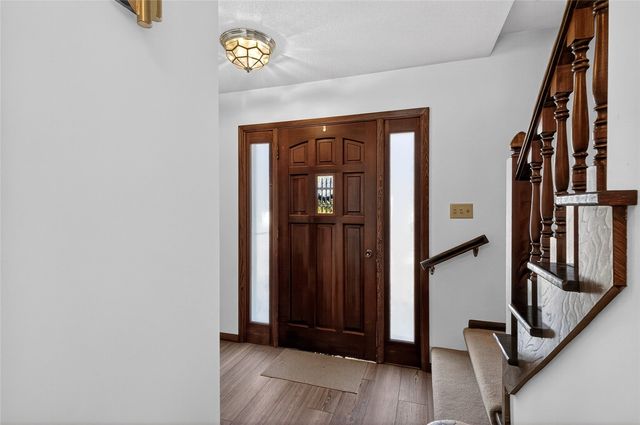 556 Mahaska Court, Iowa City, IA 52246