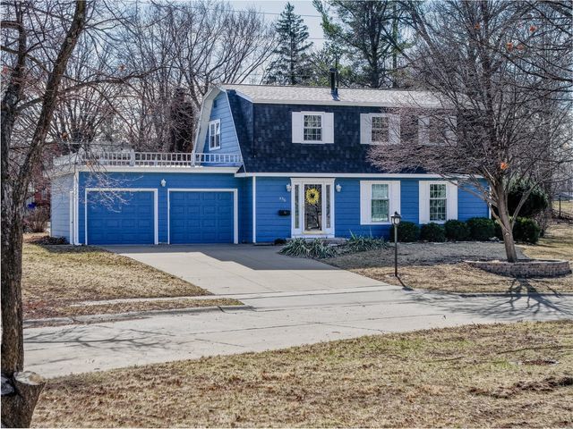 556 Mahaska Court, Iowa City, IA 52246