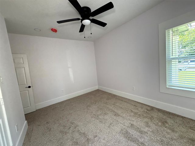 2502 W Lovers Lane, Dallas, TX 75235