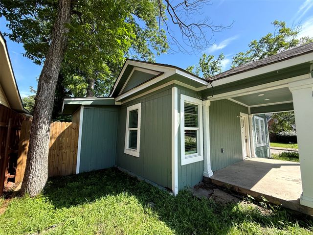 2502 W Lovers Lane, Dallas, TX 75235
