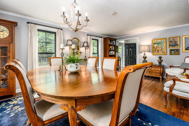 18 Calico Lane, Osterville, MA 02655