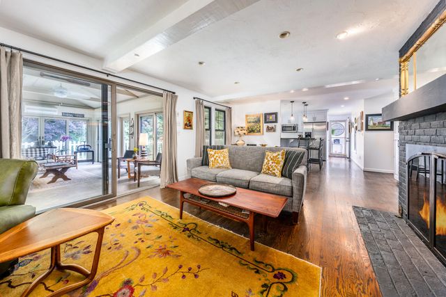 18 Calico Lane, Osterville, MA 02655