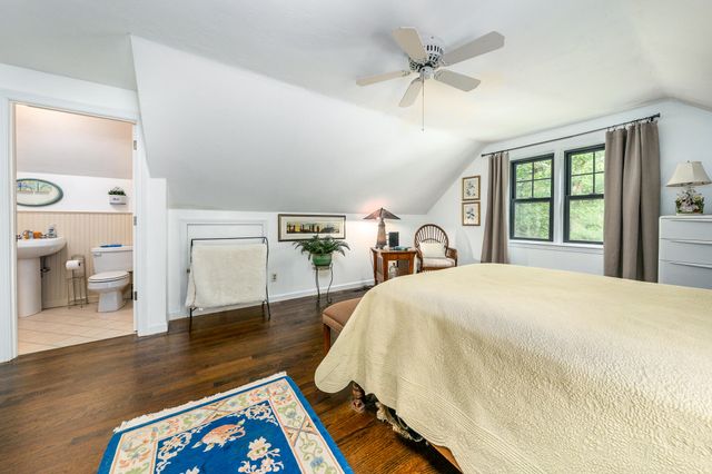 18 Calico Lane, Osterville, MA 02655