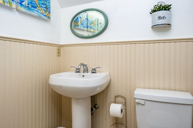 18 Calico Lane, Osterville, MA 02655