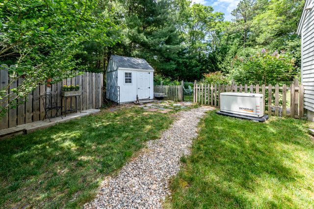 18 Calico Lane, Osterville, MA 02655