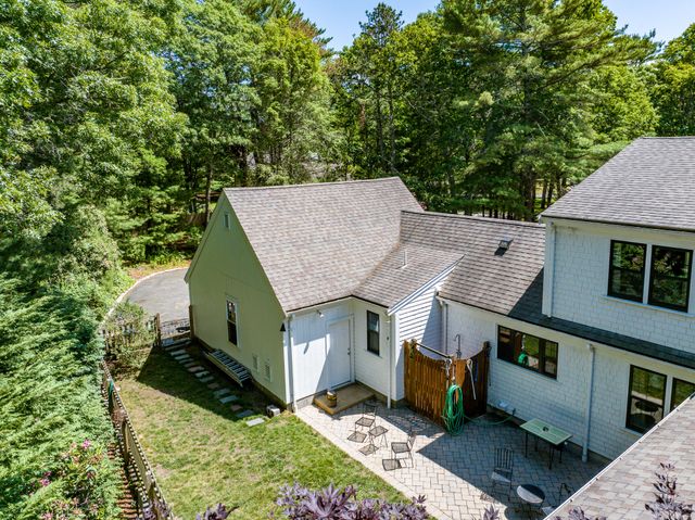 18 Calico Lane, Osterville, MA 02655