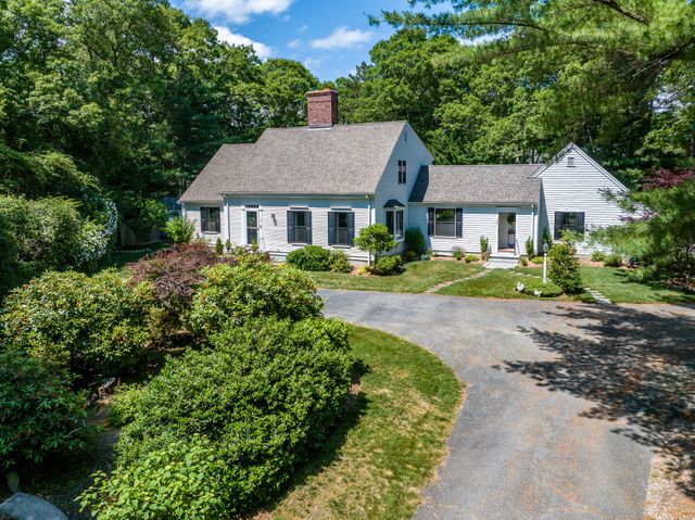 18 Calico Lane, Osterville, MA 02655