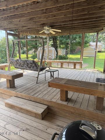1678 Dier Road, Curtice, OH 43412