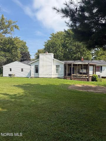1678 Dier Road, Curtice, OH 43412