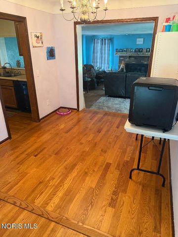 1678 Dier Road, Curtice, OH 43412