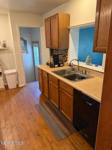1678 Dier Road, Curtice, OH 43412