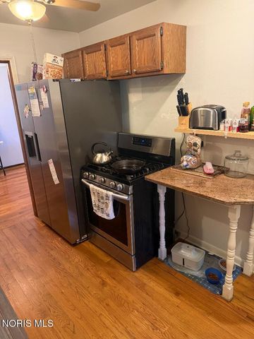 1678 Dier Road, Curtice, OH 43412