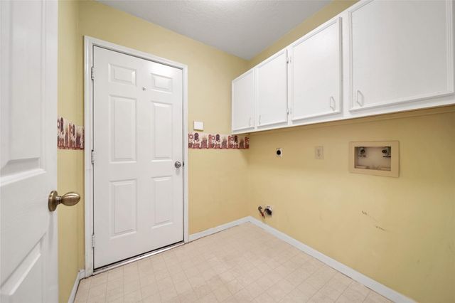 19110 Timber Way Drive, Humble, TX 77346