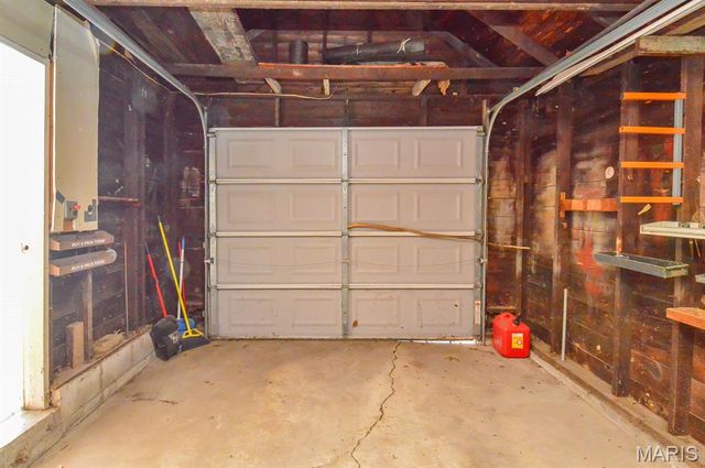 2320 Meadow Drive, Belleville, IL 62226