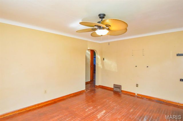 2320 Meadow Drive, Belleville, IL 62226