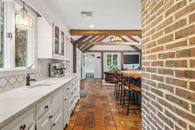 908 Main Street, Norwell, MA 02061