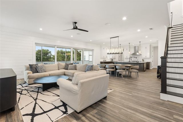 907 CELADON STREET, Winter Garden, FL 34787