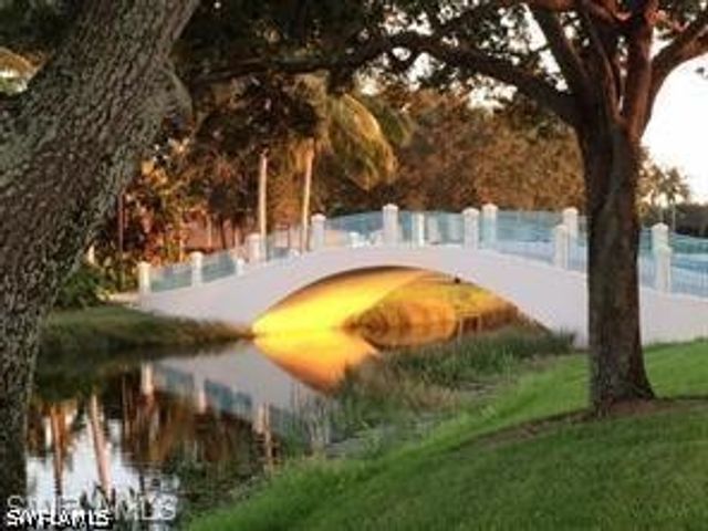 3592 EL VERDADO, Naples, FL 34109