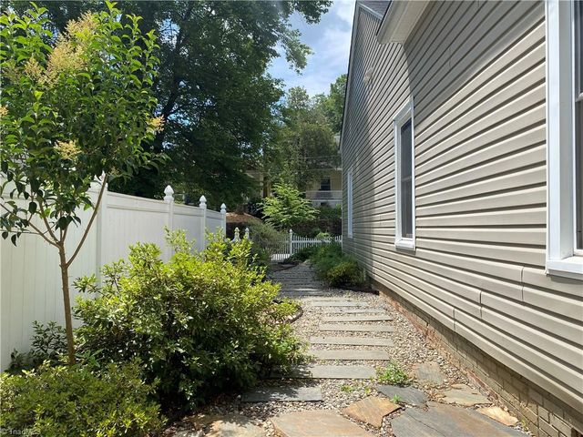 203 Shawnee Street, Winston-salem, NC 27127
