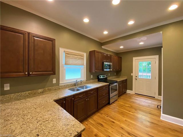 203 Shawnee Street, Winston-salem, NC 27127
